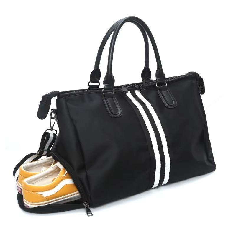 Nylon Waterproof Large Capacity Shoe Compartment Multi-function Overnight Travel Tote Bag