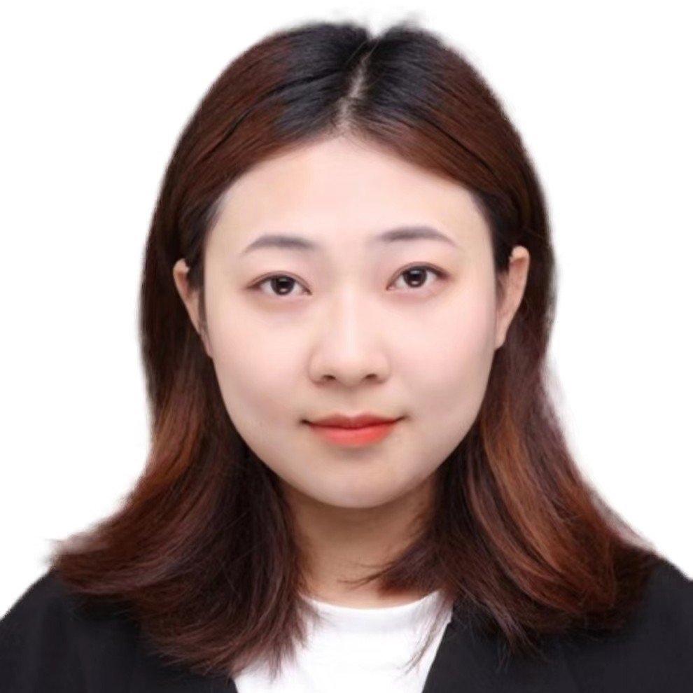 Ellen Yang, Product Development Specialist at Nice Bags