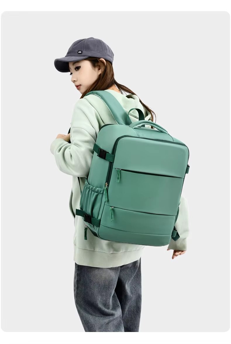 Water-Resistant Large Capacity Lightweight Modern Business Oxford Laptop Backpack product detail