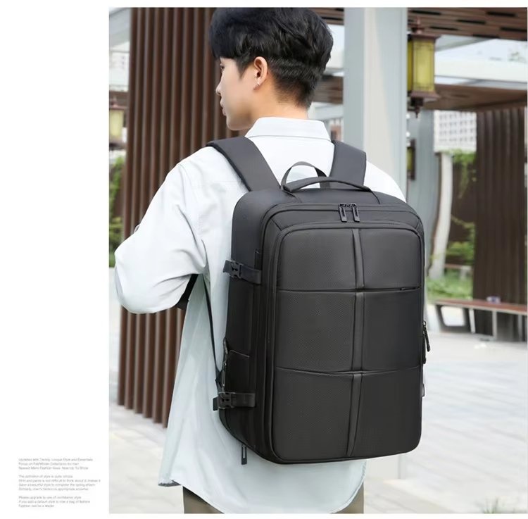Water-Resistant Large Capacity Expandable Business Travel Oxford Laptop Backpack product detail