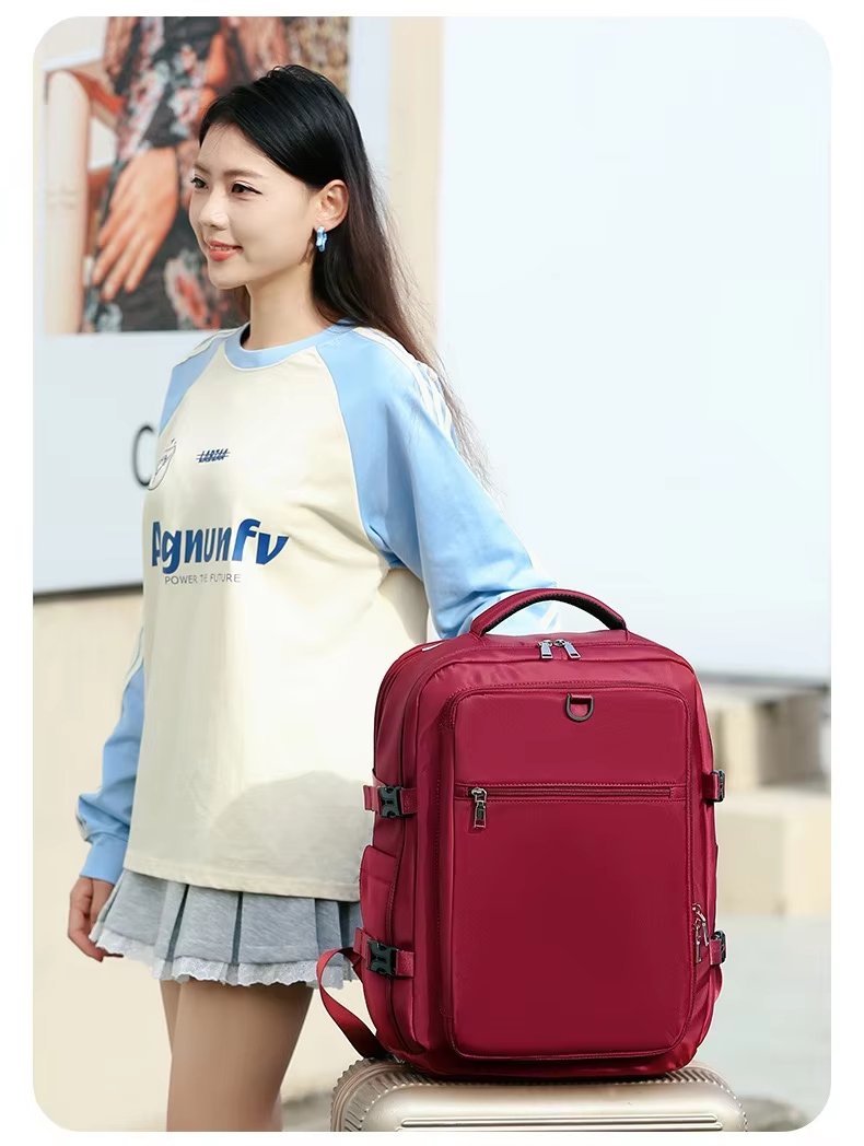 Water-Resistant Large Capacity Expandable Business Travel Oxford Laptop Backpack product detail