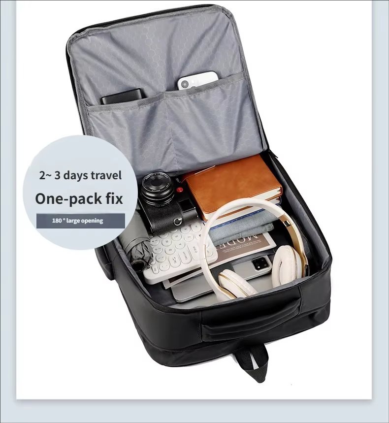 Water-Resistant Large Capacity USB Business Travel Oxford Laptop Backpack product detail