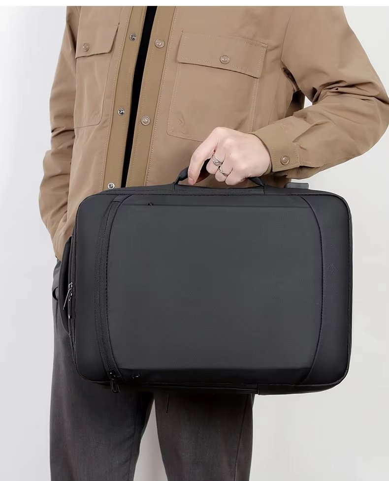 Water-Resistant Large Capacity USB Business Travel Oxford Laptop Backpack product detail