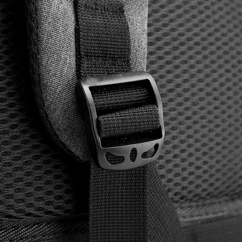 Water-Resistant Large Capacity USB Business School Nylon Laptop Backpack product detail