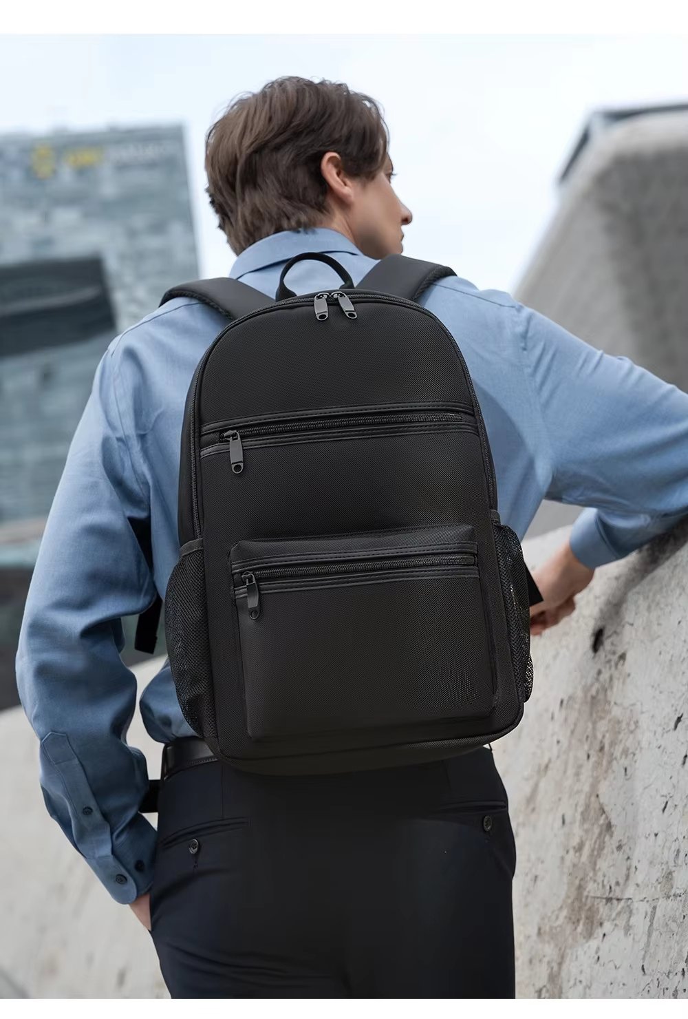 Water-Resistant Large Capacity Lightweight Outdoor Business Oxford Laptop Backpack product detail