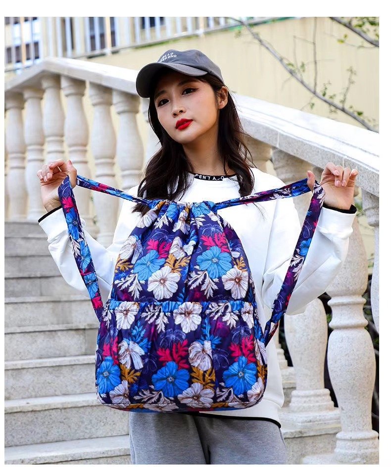 Design Flower Printed Pattern Drawstring Backpack Outdoor Sports Bag Large Capacity Mommy Bag Lightweight Travel Backpack detail image