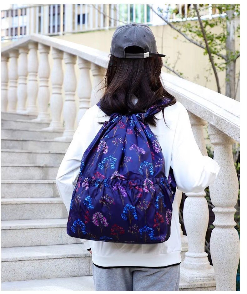Design Flower Printed Pattern Drawstring Backpack Outdoor Sports Bag Large Capacity Mommy Bag Lightweight Travel Backpack detail image