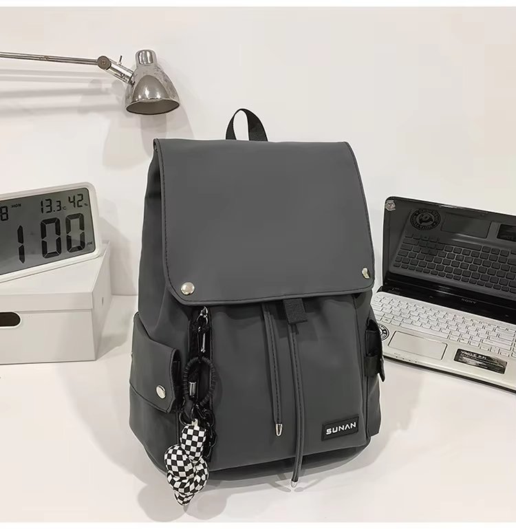 Water-Resistant Large Capacity Lightweight Modern Outdoor Oxford Laptop Backpack product detail