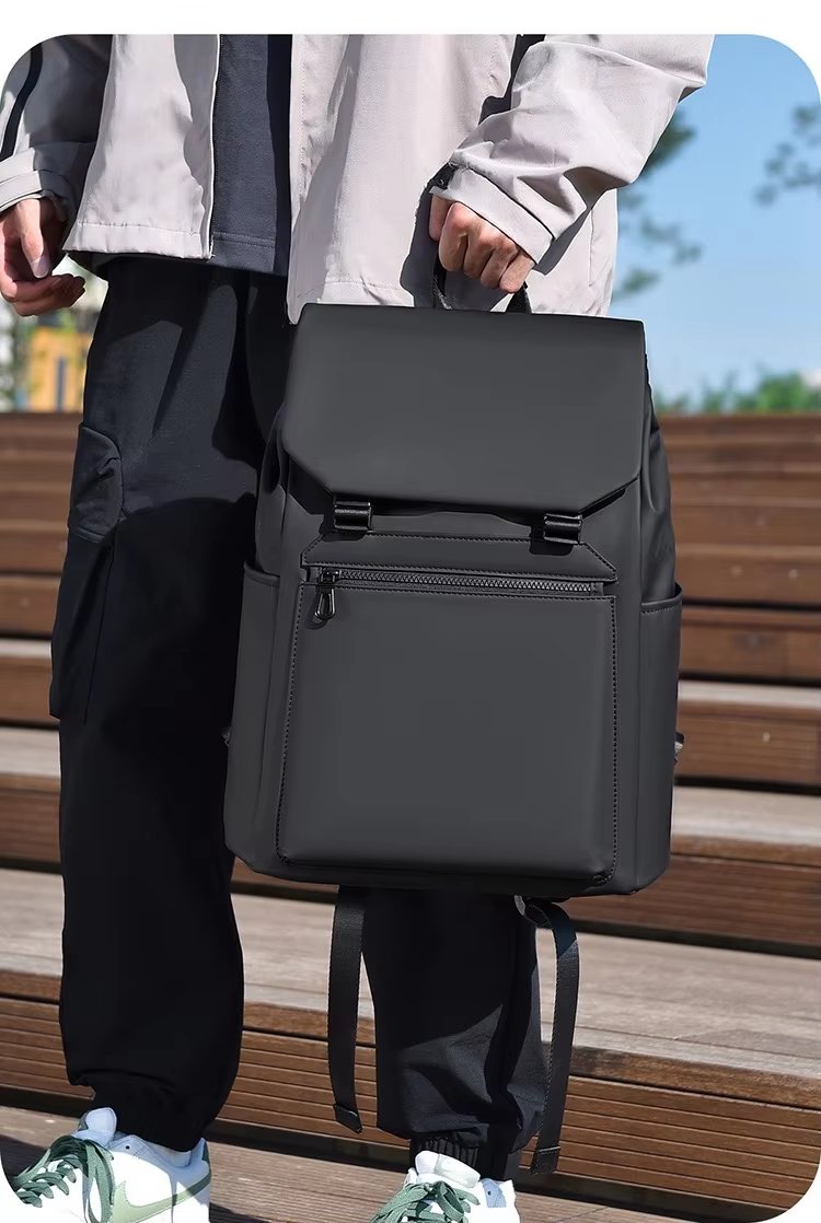 Water-Resistant Large Capacity Business Travel School PU Leather Rolling Backpack product detail