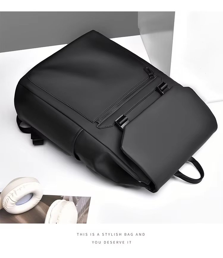 Water-Resistant Large Capacity Business Travel School PU Leather Rolling Backpack product detail