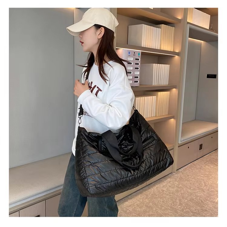 Waterproof Oxford Weekend Travel Lightweight Duffel Bag product detail