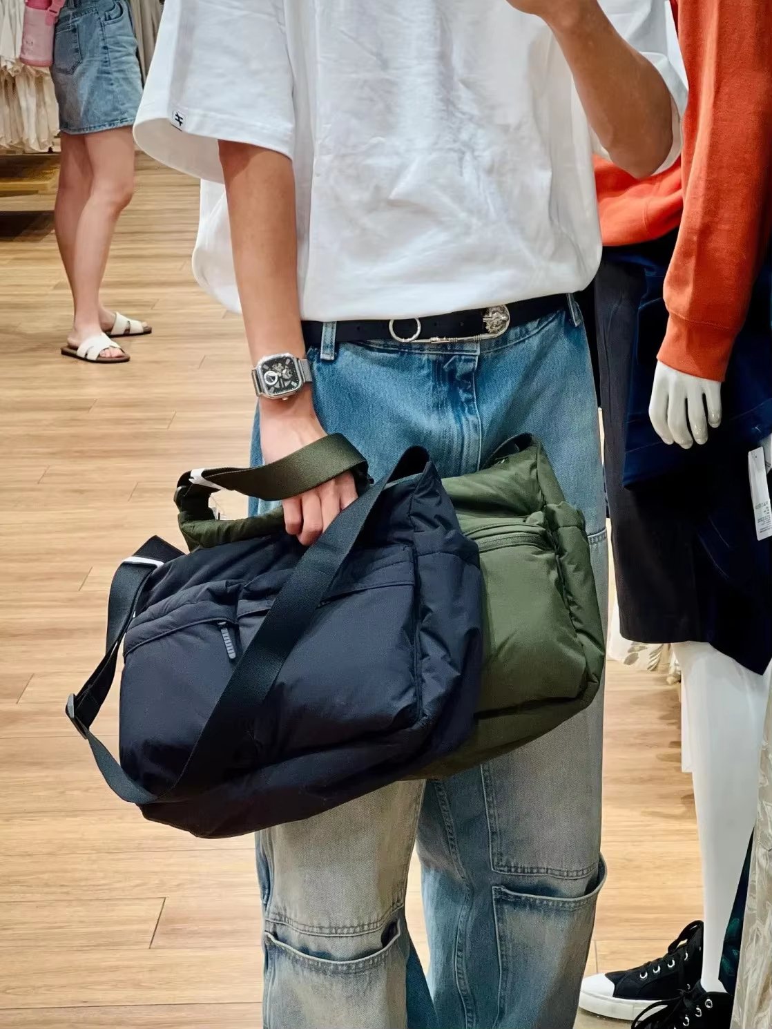 Unisex Fashion Casual Multi-pocket Messenger Bag Large Capacity Waterproof Nylon Crossbody Shoulder Handbags - product detail