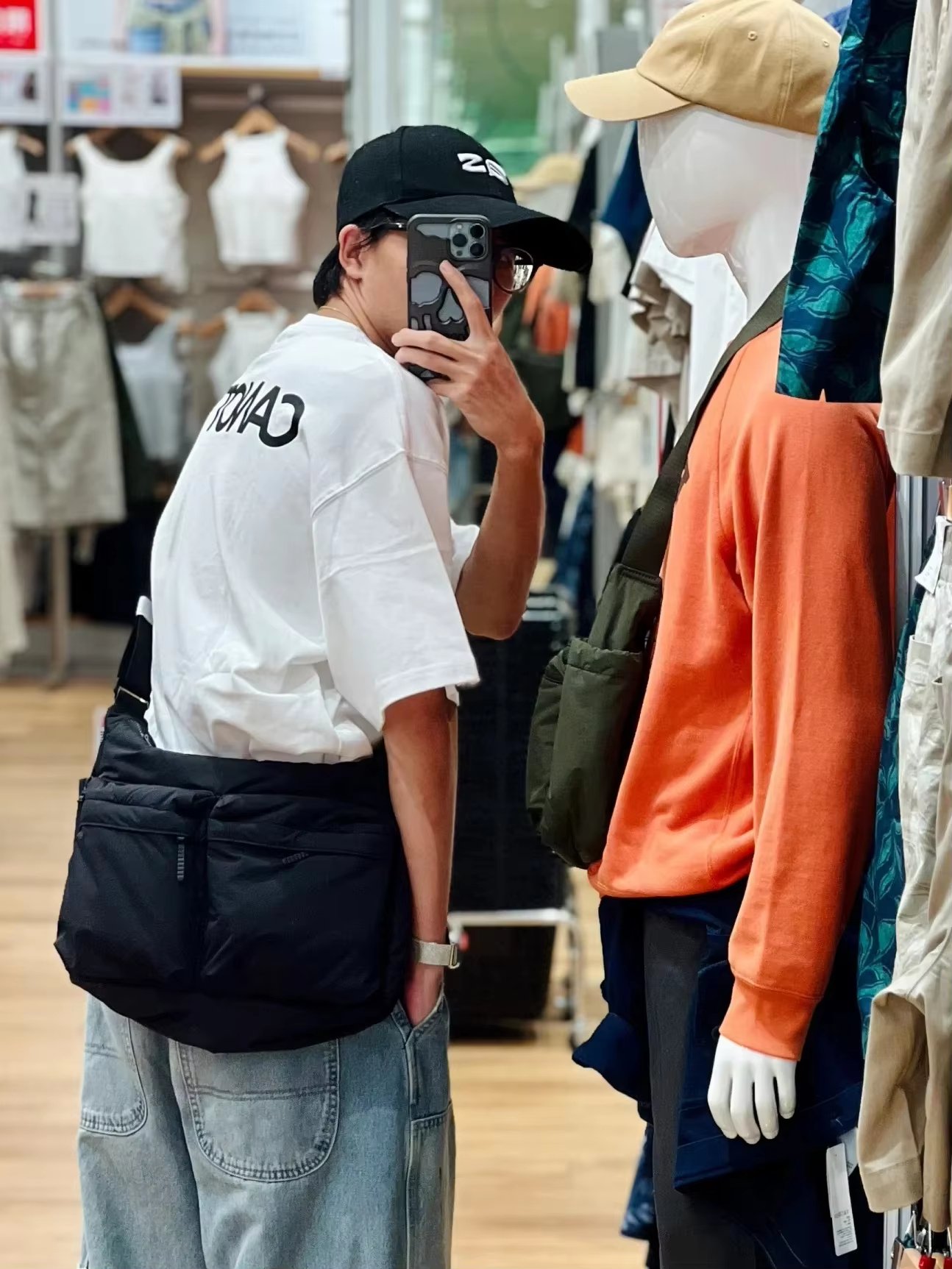 Unisex Fashion Casual Multi-pocket Messenger Bag Large Capacity Waterproof Nylon Crossbody Shoulder Handbags - product detail