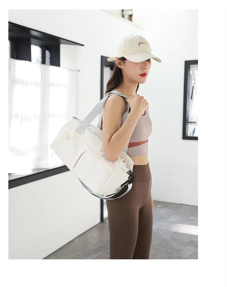 Wholesale Waterproof Nylon Gym Duffle Bag 20-30L with Shoe Compartment – Yoga & Travel Bag product detail