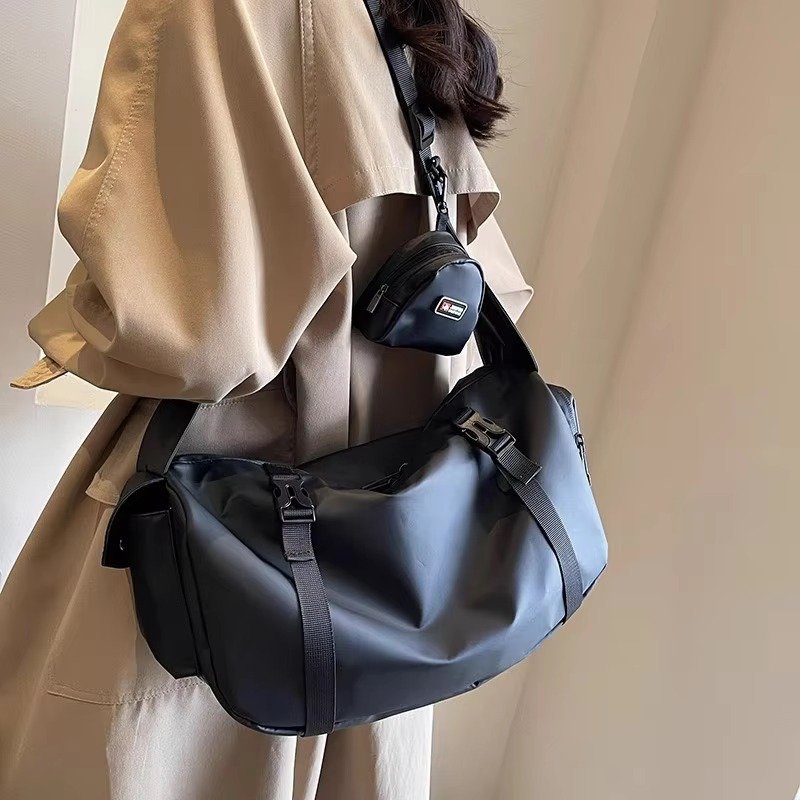 Custom Nylon Crossbody Messenger Bag with Coin Purse – Waterproof Travel & Business Sling Bag product detail
