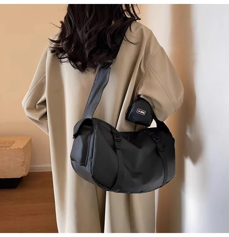 Custom Nylon Crossbody Messenger Bag with Coin Purse – Waterproof Travel & Business Sling Bag product detail