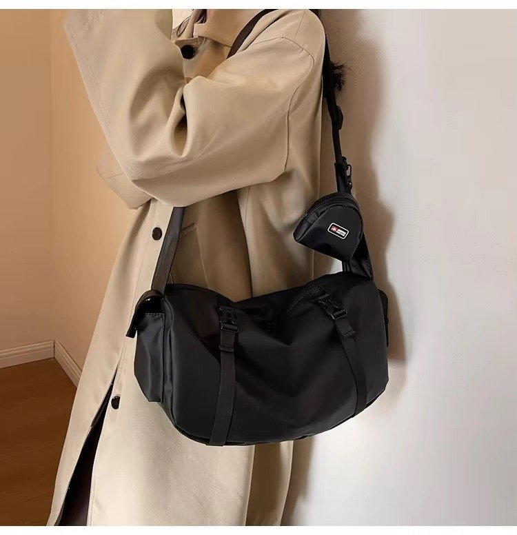 Custom Nylon Crossbody Messenger Bag with Coin Purse – Waterproof Travel & Business Sling Bag product detail