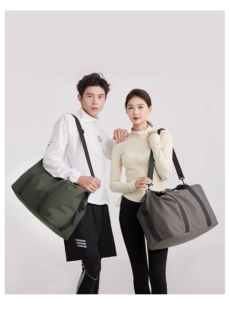 Custom Luxury PU Leather Weekender Duffel Bag – Waterproof Lightweight Travel Gym Bag product detail