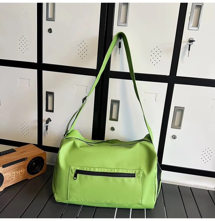 Custom Oxford Duffel Bag 20-30L with Luggage Trolley Sleeve – Yoga Fitness Crossbody Bag product detail