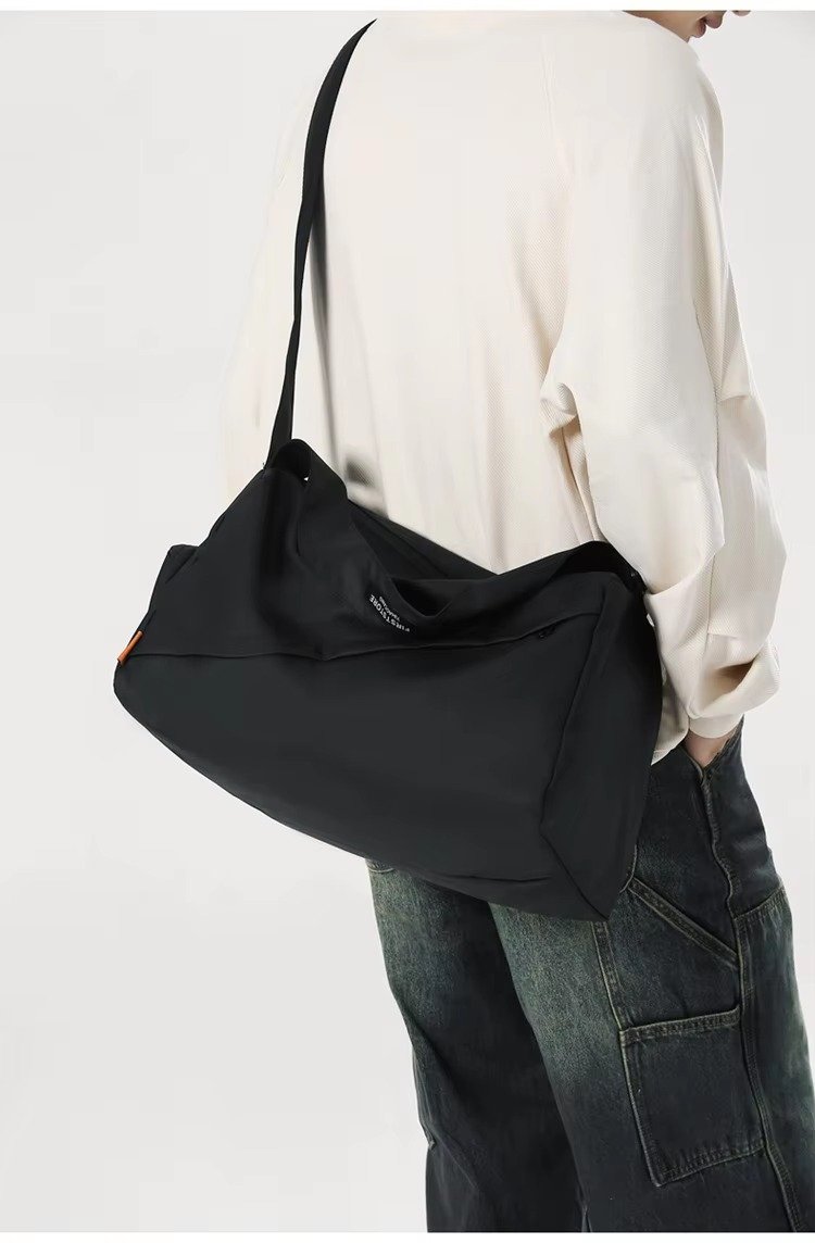 Custom Oxford Duffel Bag 20-30L with Luggage Trolley Sleeve – Yoga Fitness Crossbody Bag product detail