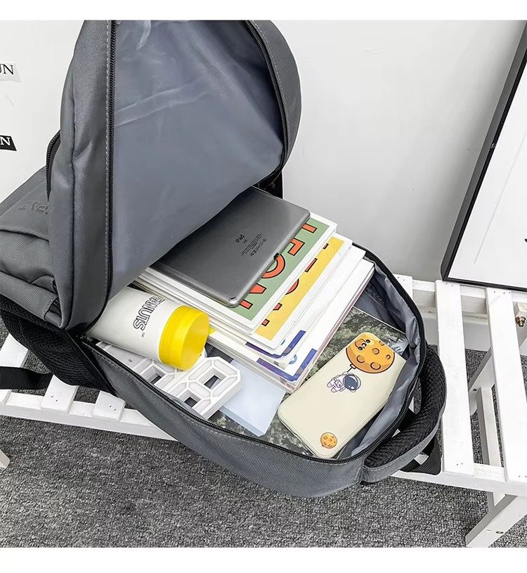 Customized Unisex Fashion Large Capacity Waterproof Laptop Backpack for School Travel Universal Design Leisure Sports Schoolbag product detail