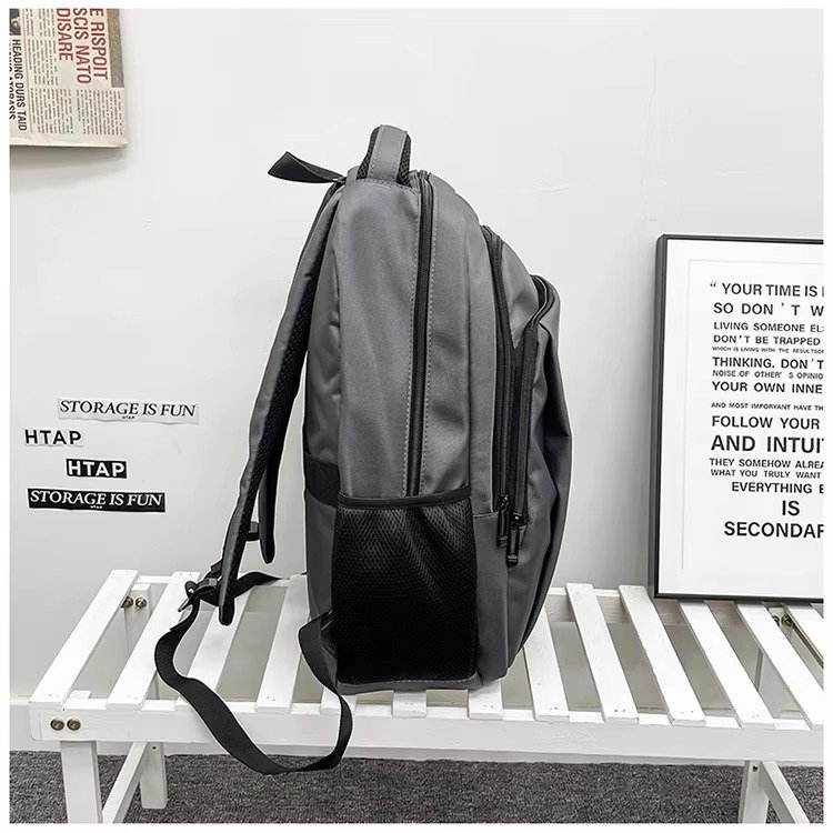 Customized Unisex Fashion Large Capacity Waterproof Laptop Backpack for School Travel Universal Design Leisure Sports Schoolbag product detail