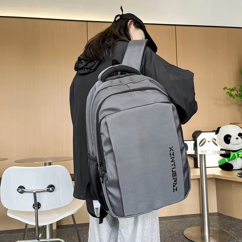 Customized Unisex Fashion Large Capacity Waterproof Laptop Backpack for School Travel Universal Design Leisure Sports Schoolbag product detail
