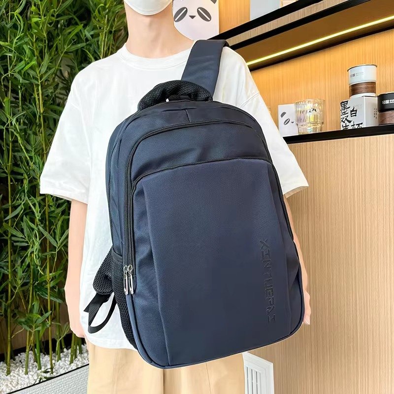 Customized Unisex Fashion Large Capacity Waterproof Laptop Backpack for School Travel Universal Design Leisure Sports Schoolbag product detail