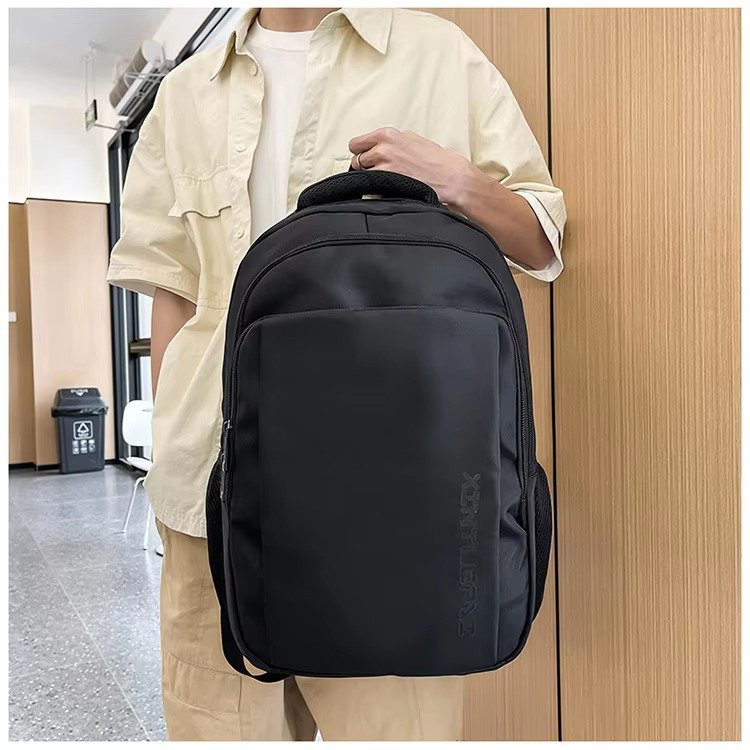 Customized Unisex Fashion Large Capacity Waterproof Laptop Backpack for School Travel Universal Design Leisure Sports Schoolbag product detail