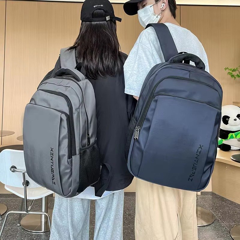 Customized Unisex Fashion Large Capacity Waterproof Laptop Backpack for School Travel Universal Design Leisure Sports Schoolbag product detail