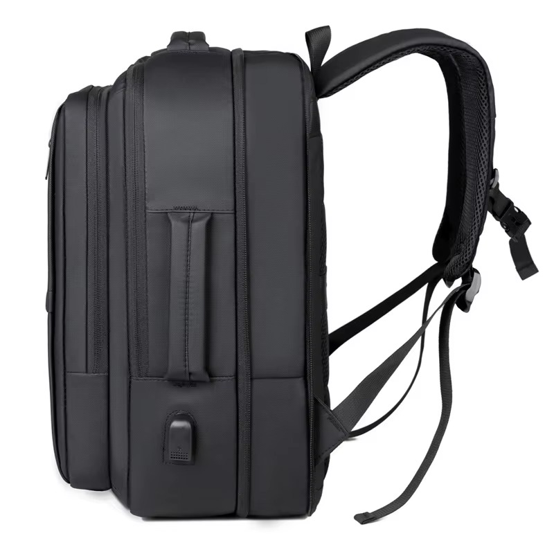 Expandable 15.6 Inch Laptop Backpack with USB Charging Port product detail