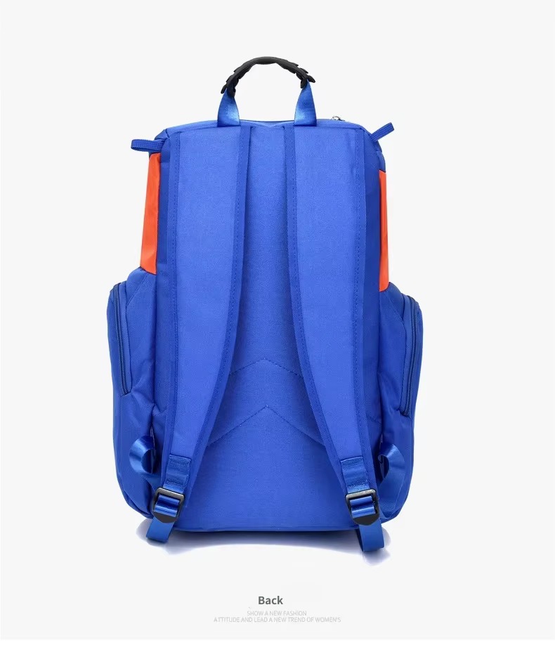 back view showing padded shoulder straps