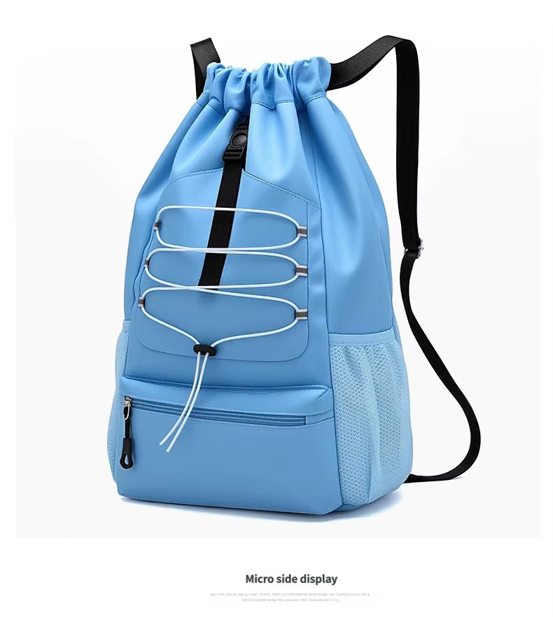 three-quarter view with side mesh pocket