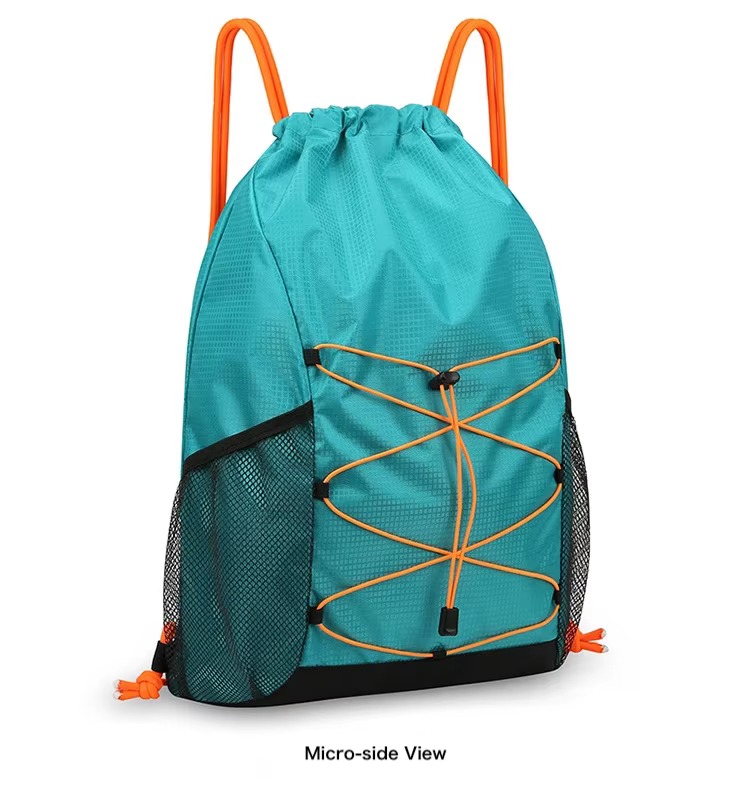 three-quarter view with side mesh pocket