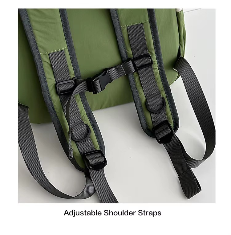 adjustable shoulder straps with chest buckle