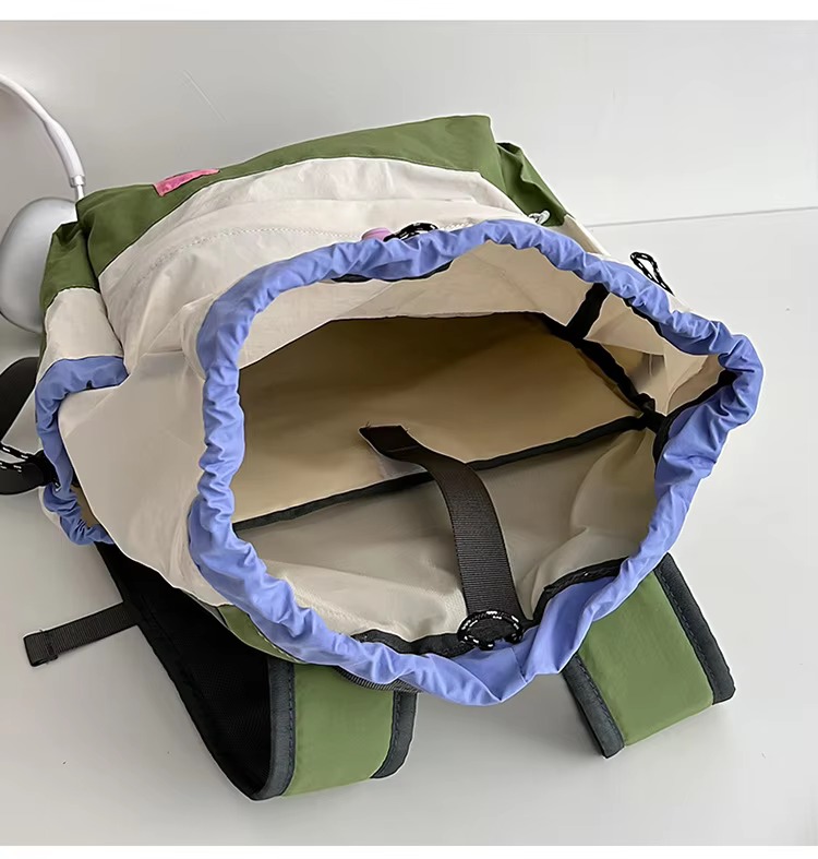 open drawstring main compartment