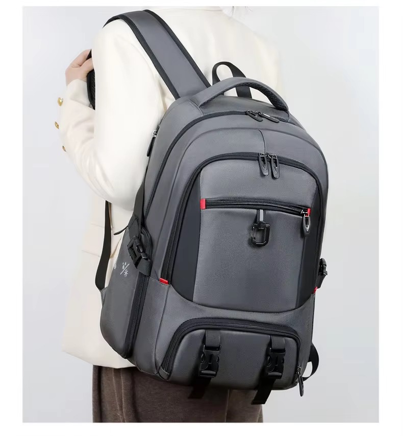 woman wearing gray backpack