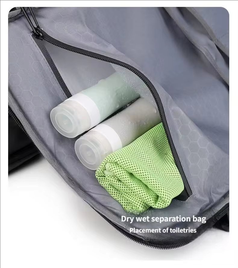 Water-Resistant Large Capacity Expandable Business Travel PU Leather Laptop Backpack product detail
