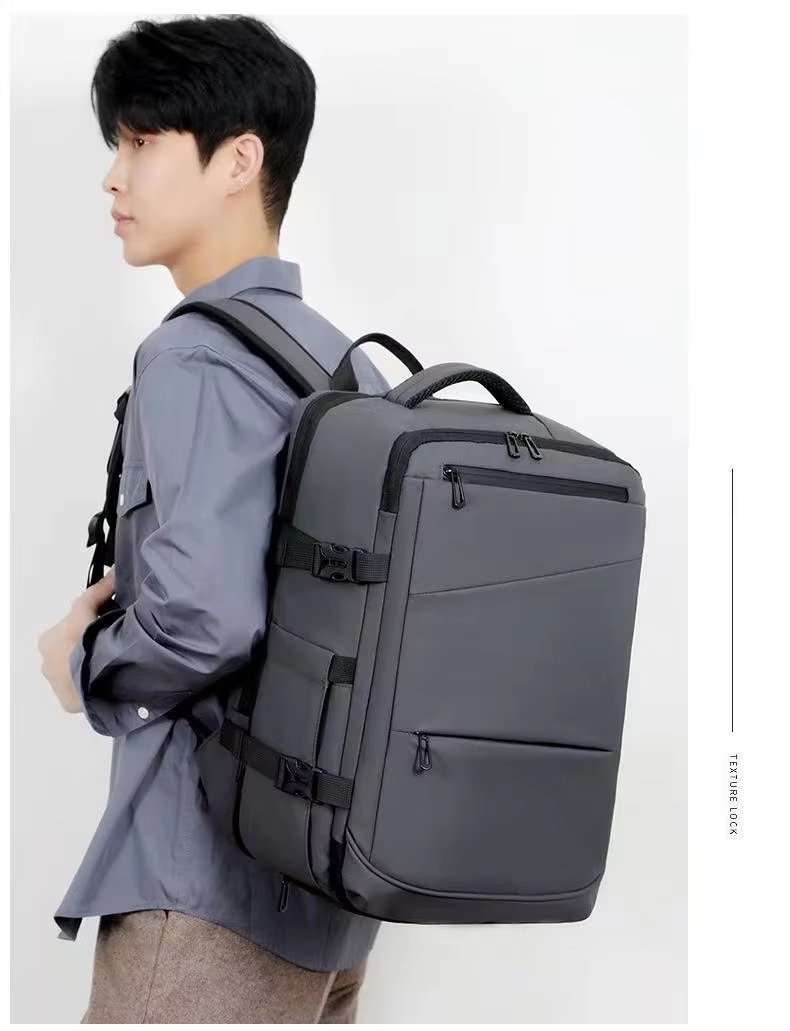 Water-Resistant Large Capacity Expandable Business Travel PU Leather Laptop Backpack product detail