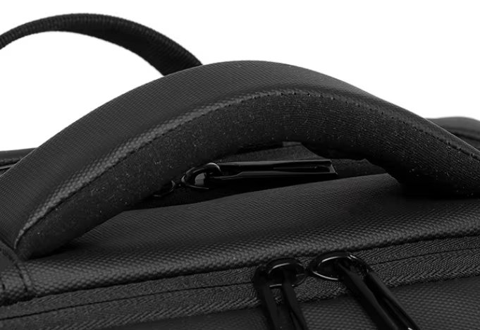 Water-Resistant Large Capacity Business Oxford Laptop Backpack product detail
