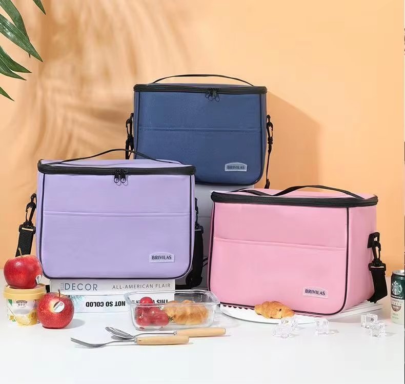 Durable Oxford Insulated Cooler Lunch Bag Custom Cartoon Design for Picnic Use with Box and Bottle - product detail