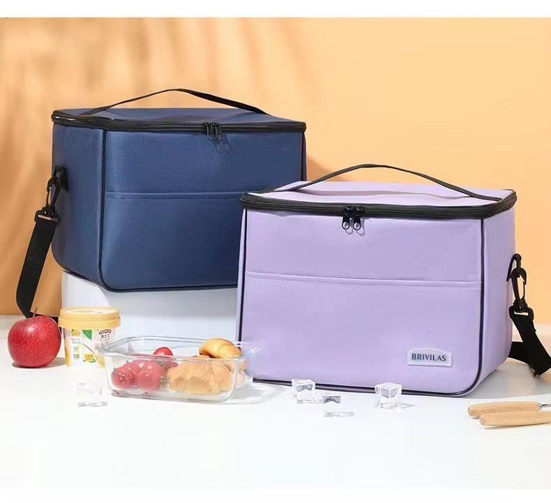 Durable Oxford Insulated Cooler Lunch Bag Custom Cartoon Design for Picnic Use with Box and Bottle - product detail