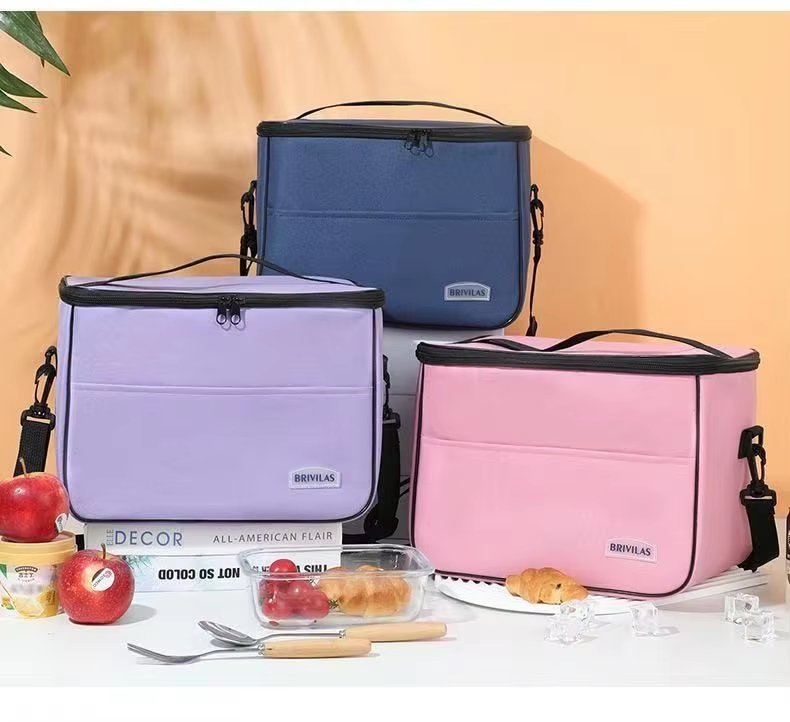 Durable Oxford Insulated Cooler Lunch Bag Custom Cartoon Design for Picnic Use with Box and Bottle - product detail