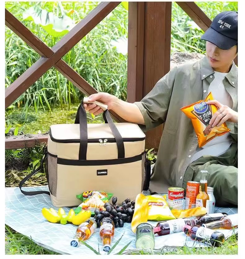 Large Capacity Double Layers Cartoon Printing Crossbody Insulated Lunch Bag for Children Oxford Waterproof Picnic Cooler Bag - product detail
