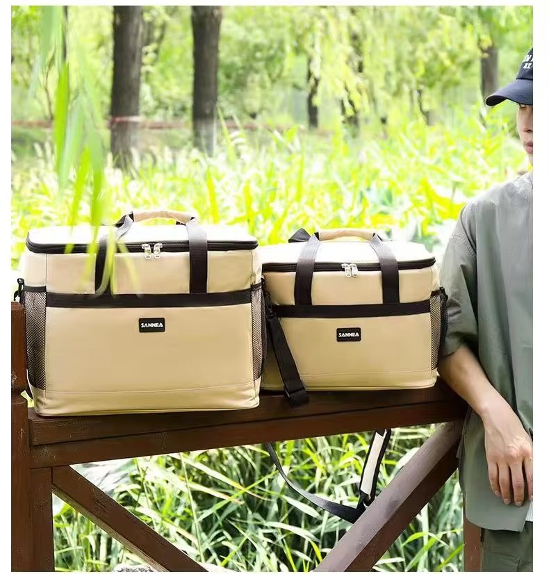 Large Capacity Double Layers Cartoon Printing Crossbody Insulated Lunch Bag for Children Oxford Waterproof Picnic Cooler Bag - product detail