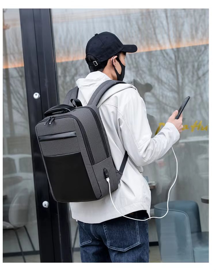 Large Capacity Lightweight USB Business Travel Oxford Laptop Backpack product detail