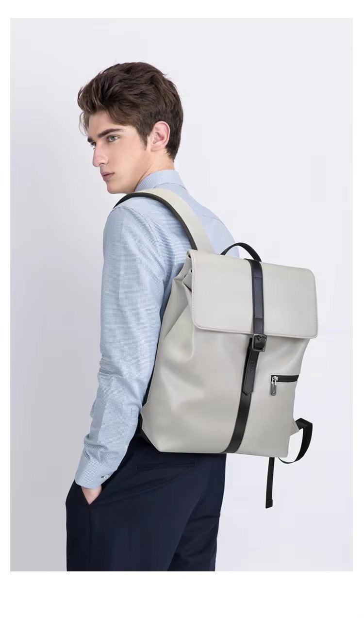 Anti-Theft Water-Resistant Lightweight USB Vintage Leather Laptop Backpack product detail