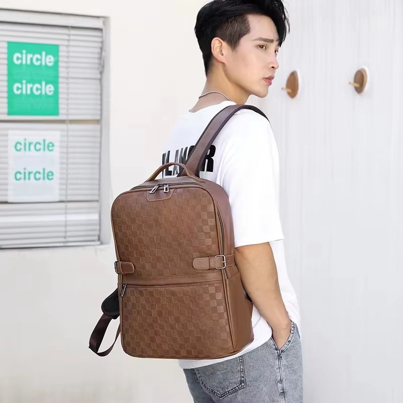 Anti-Theft Water-Resistant Vintage Modern Business Leather Business Backpack product detail