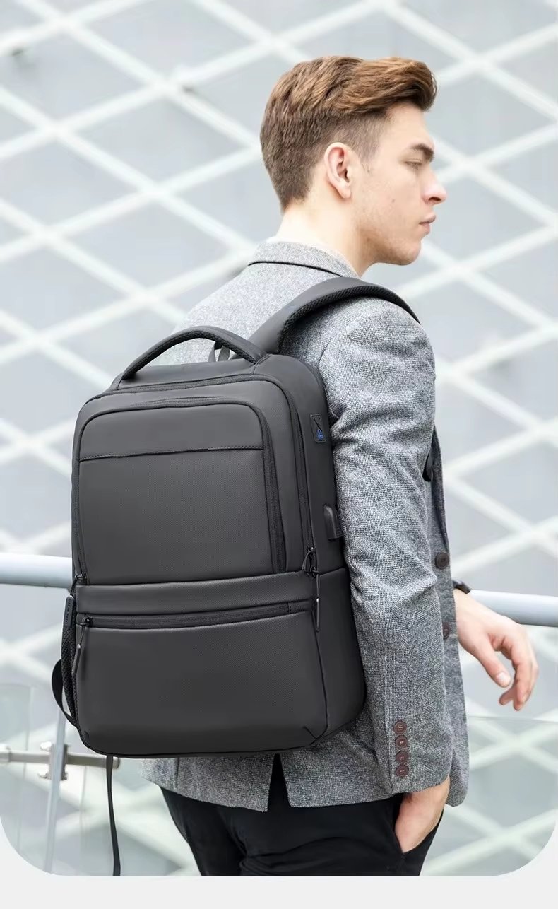 Water-Resistant Large Capacity USB Modern Business Oxford Laptop Backpack product detail