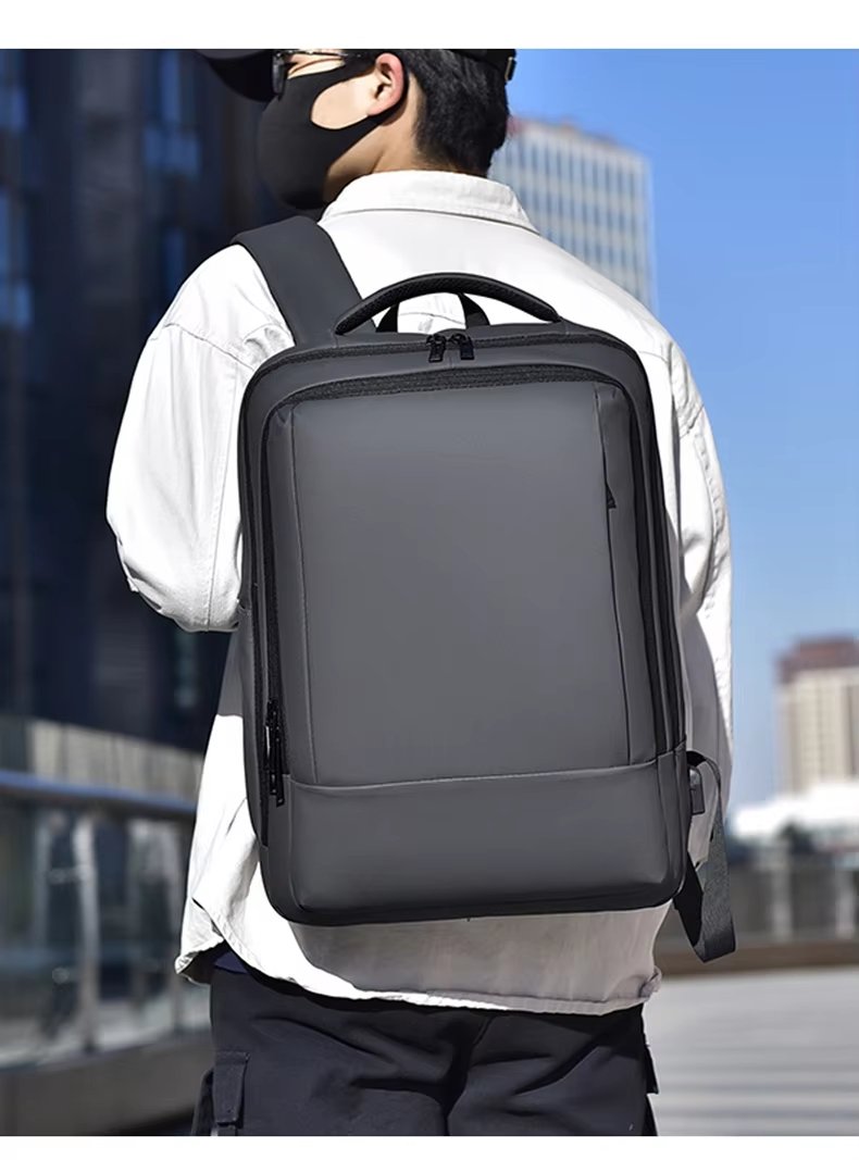Water-Resistant Large Capacity USB Business Travel PU Leather Laptop Backpack product detail